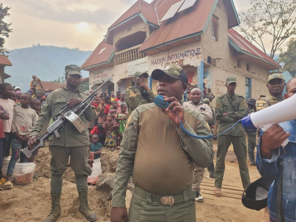 Rutshuru : Ephrem Kabasha en tournée à Tongo pour renforcer le dialogue avec la population 3 img 20260811 wa06101931712579623068381