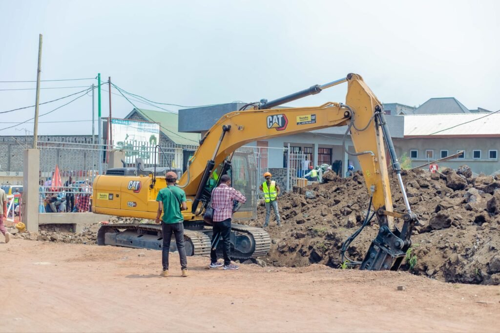 Goma : après le lancement des travaux routiers, Bahati Musanga sensibilise la population sur Ebola 3 img 20260818 wa04278542317138824177566