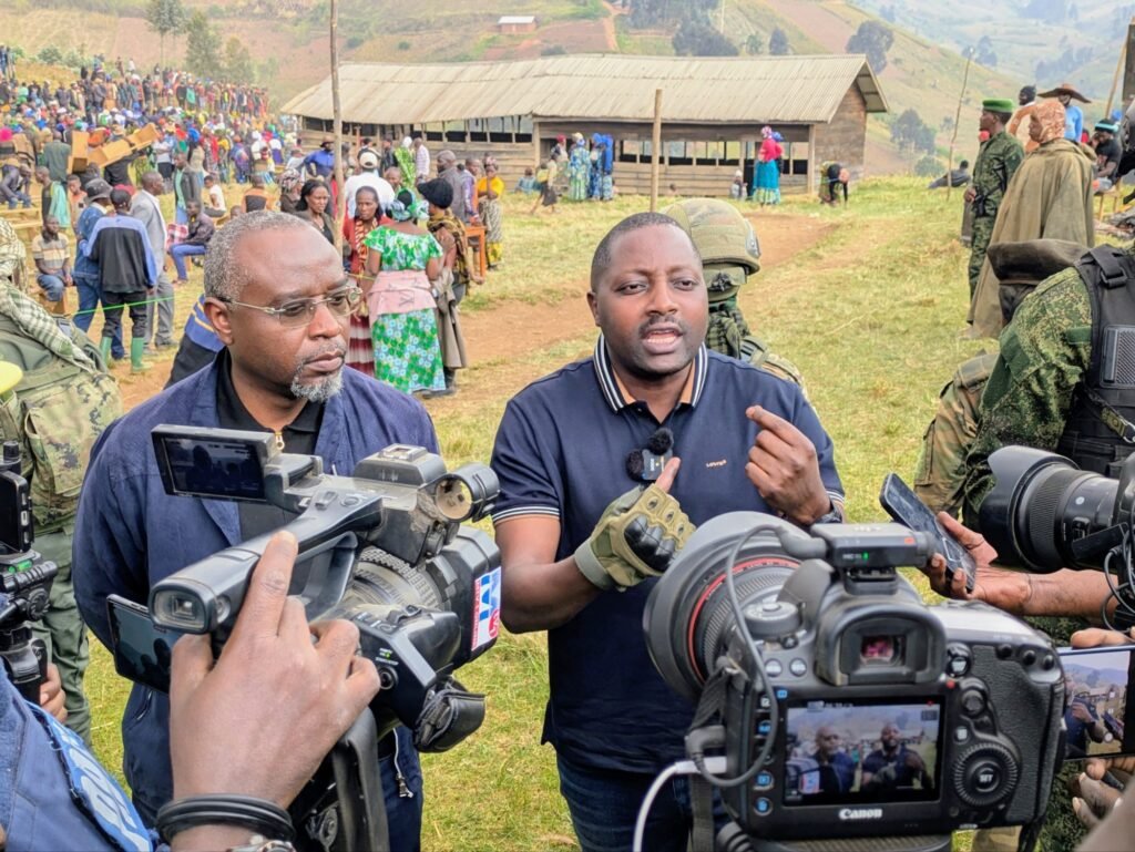 Sud-Kivu : les gouverneurs Bahati Musanga Erasto et Patrick Busu Bangwi en mission d’itinérance à Lumbishi 2 pxl 20260909 1154187384338295341537673945