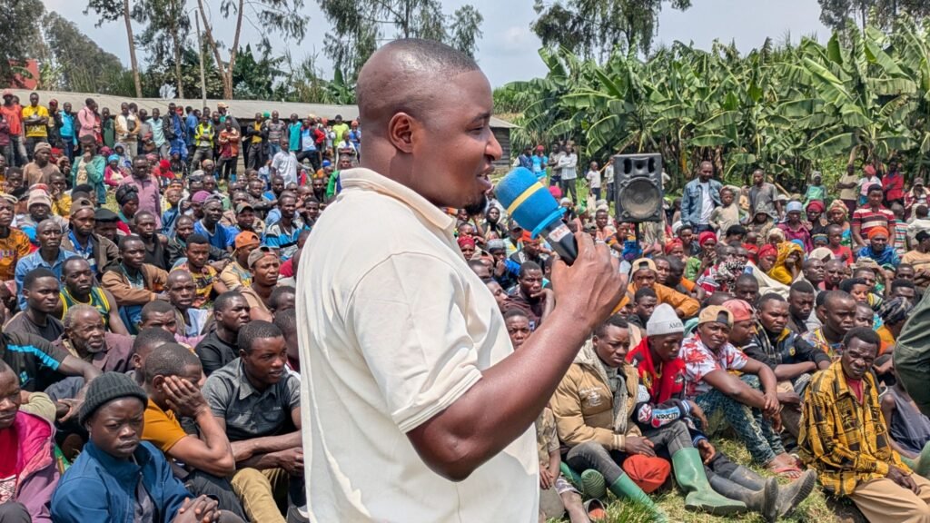 MASISI : SIMWERAY BANYENE JONAS ACCUEILLI PAR LES NOTABLES ET LA POPULATION À KABAYA LORS DE SA MISSION DE MOBILISATION 4 pxl 20260928 1104228034203763757828090533